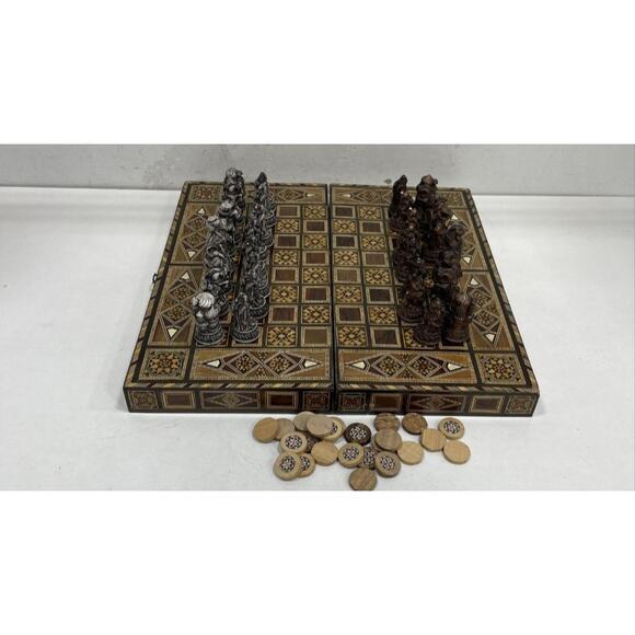 VINTAGE MOSIAC WOOD INLAYED CHESS BACKGAMMON FOLDING GAME SET - Picture 1 of 12